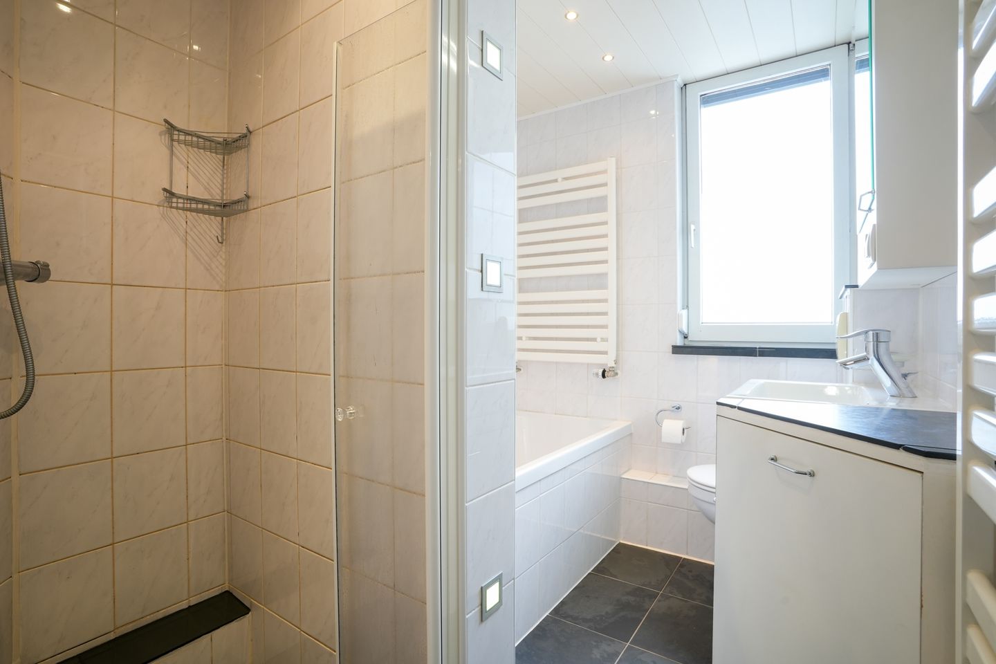 Foto 10 van Laatbankstraat 44