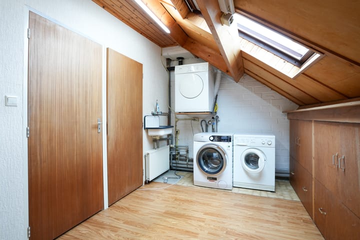 Foto 12 van Laatbankstraat 44