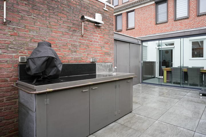 Foto 14 van Laatbankstraat 44