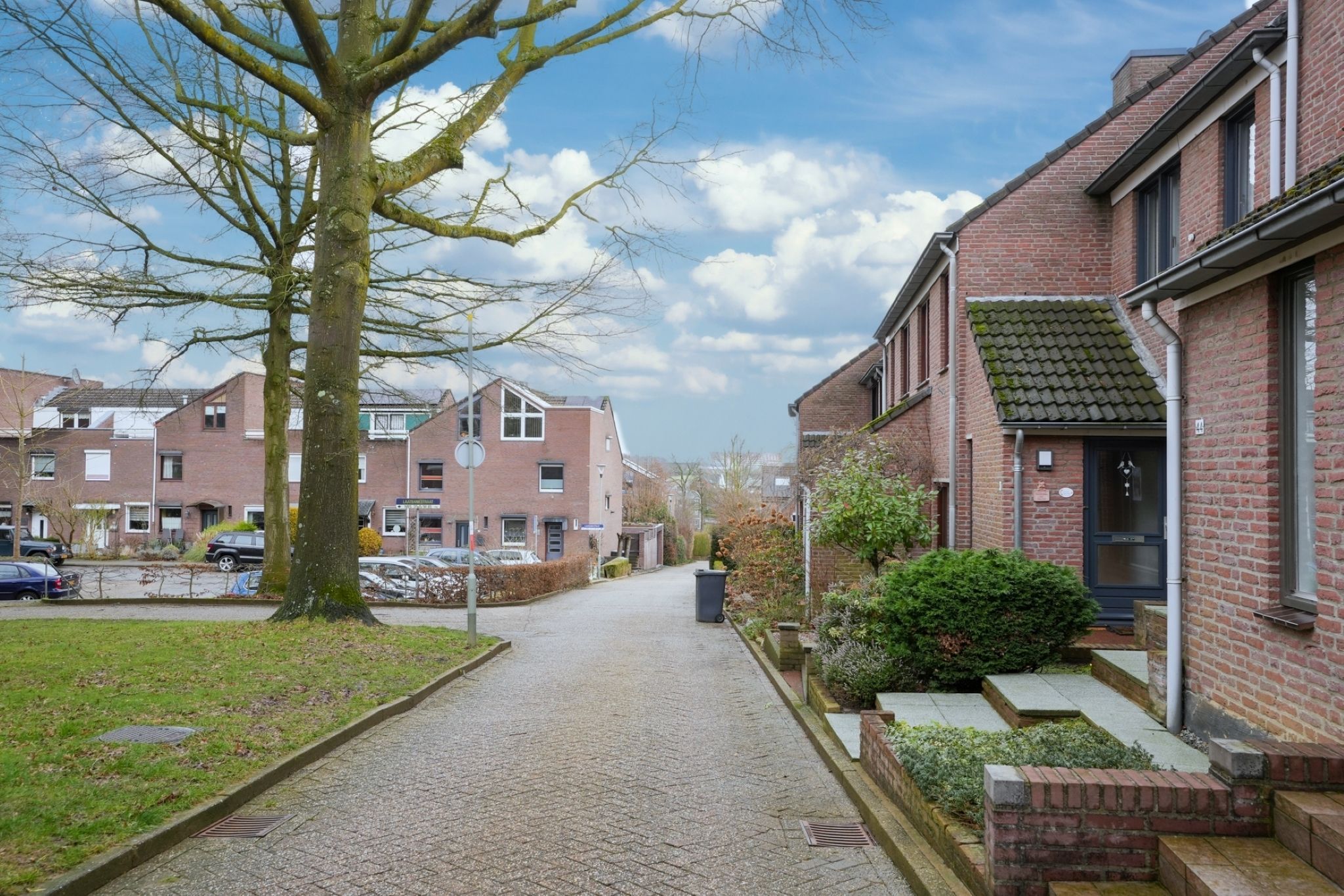 Foto 18 van Laatbankstraat 44
