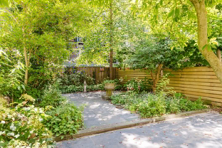 Foto 18 van Jan Luijkenstraat 23-A