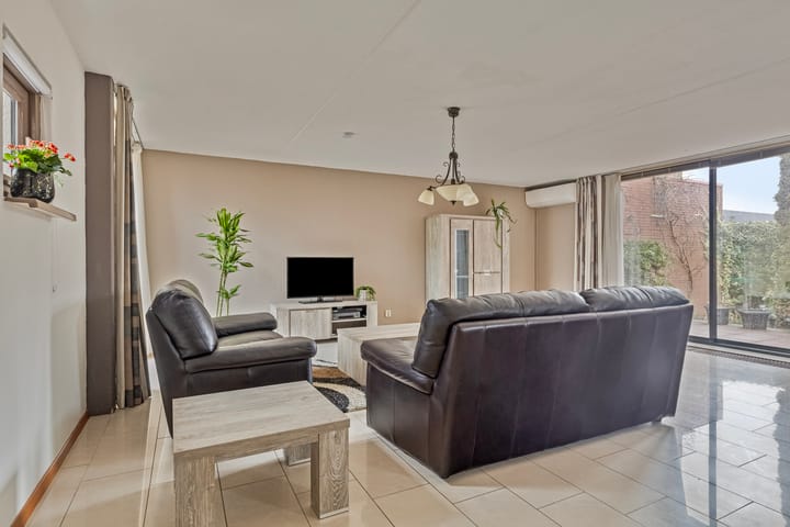 Photo 9 of Adriaan Pieterslaan 27