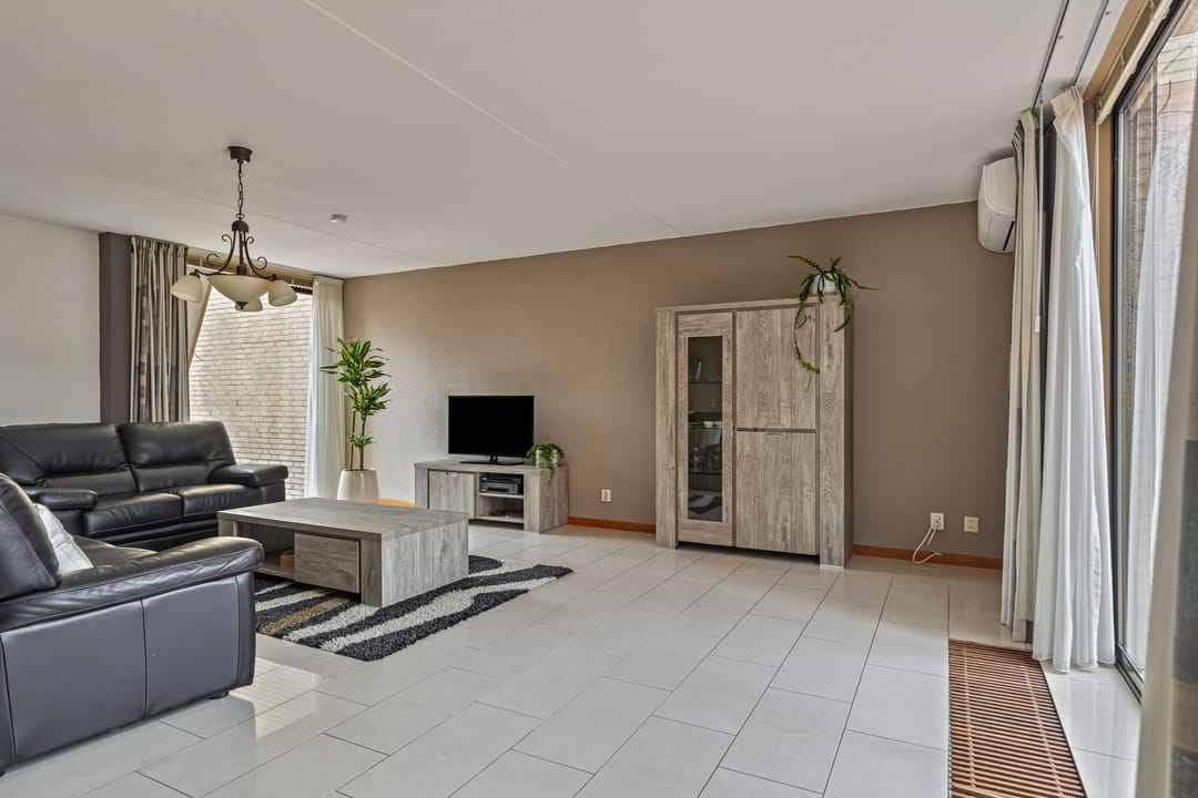 Foto 11 van Adriaan Pieterslaan 27