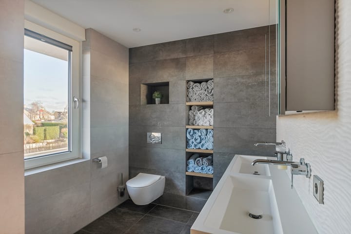 Photo 26 of Purperreiger 42