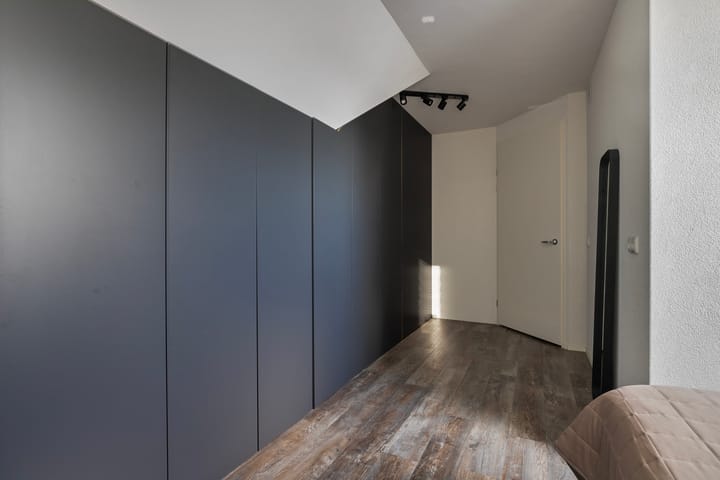 Photo 35 of Purperreiger 42