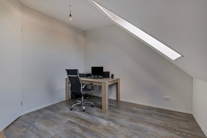 Photo 36 of Purperreiger 42