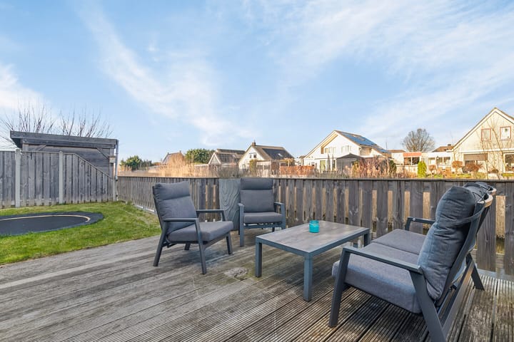 Photo 43 of Purperreiger 42