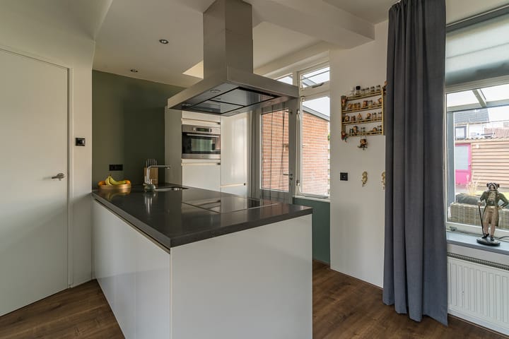 Foto 11 van Tiendmaatweg 9