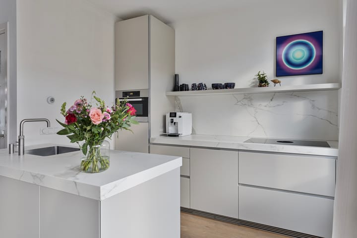 Foto 12 van Brederostraat 62