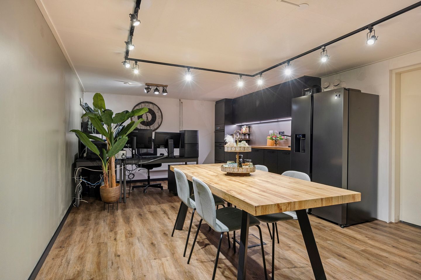 Foto 20 van van Heeckerenlaan 63