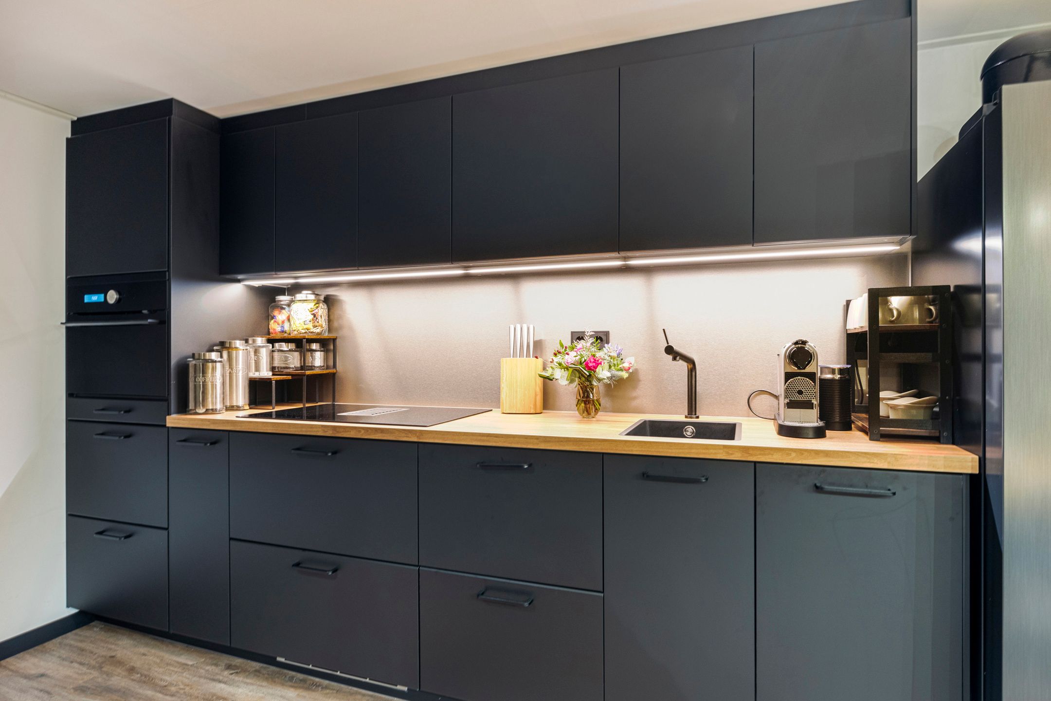 Foto 21 van van Heeckerenlaan 63