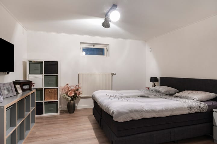 Foto 25 van van Heeckerenlaan 63