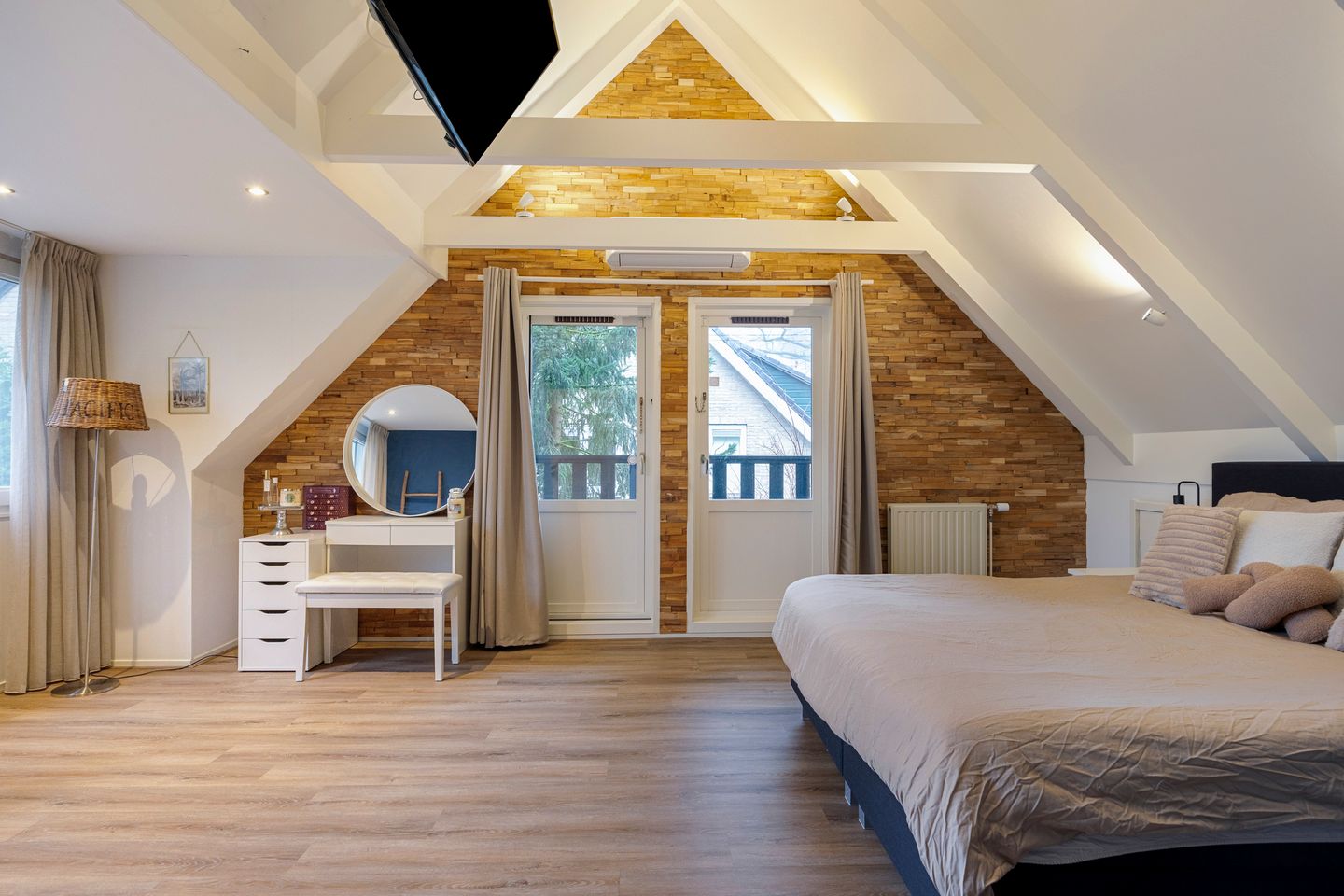 Foto 34 van van Heeckerenlaan 63