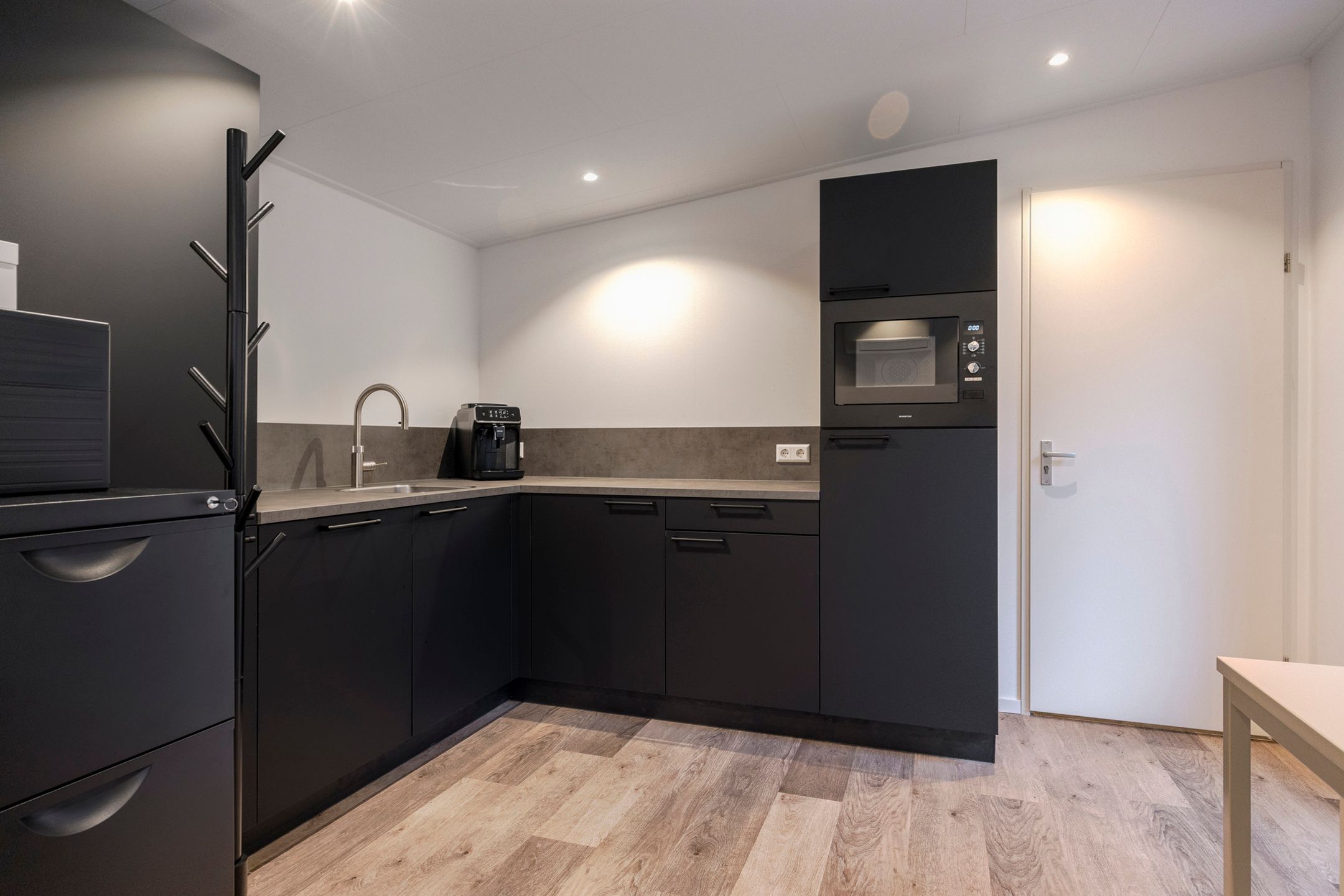 Foto 51 van van Heeckerenlaan 63