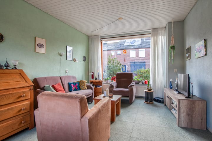 Foto 7 van Van Brederodestraat 14