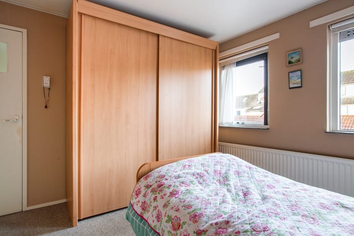 Foto 18 van Van Brederodestraat 14