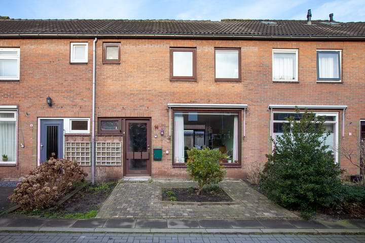 Foto 29 van Van Brederodestraat 14