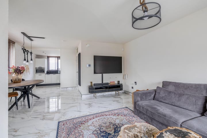 Foto 8 van Jean Monnetstraat 51