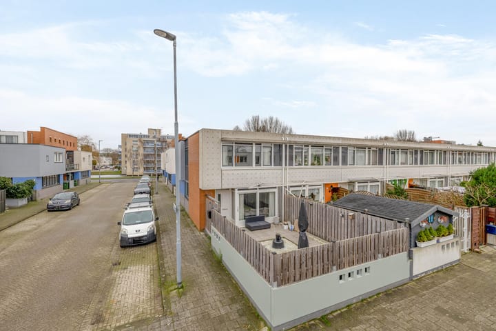 Foto 38 van Jean Monnetstraat 51