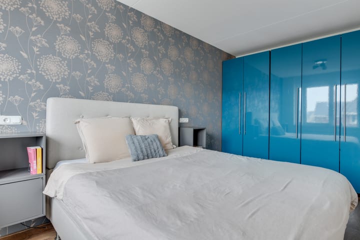 Photo 5 of P. van der Meerschstraat 15