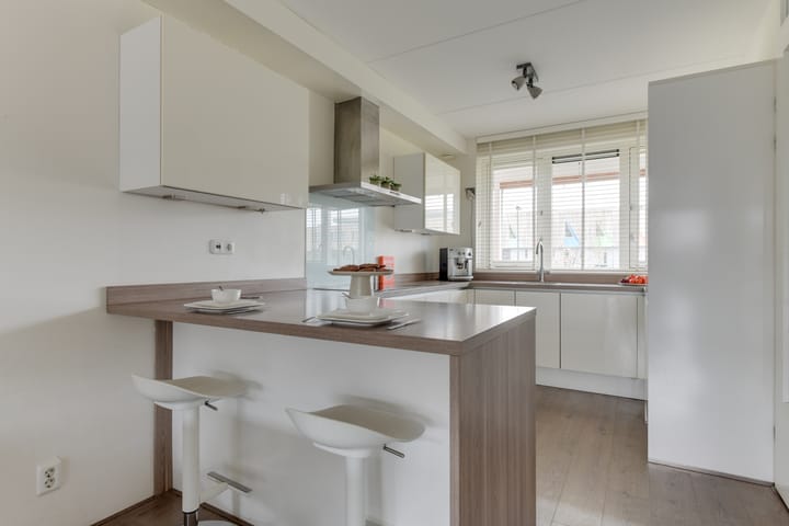 Photo 16 of P. van der Meerschstraat 15