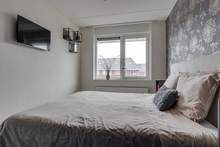 Photo 29 of P. van der Meerschstraat 15