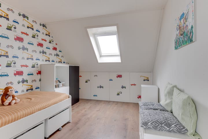 Photo 33 of P. van der Meerschstraat 15