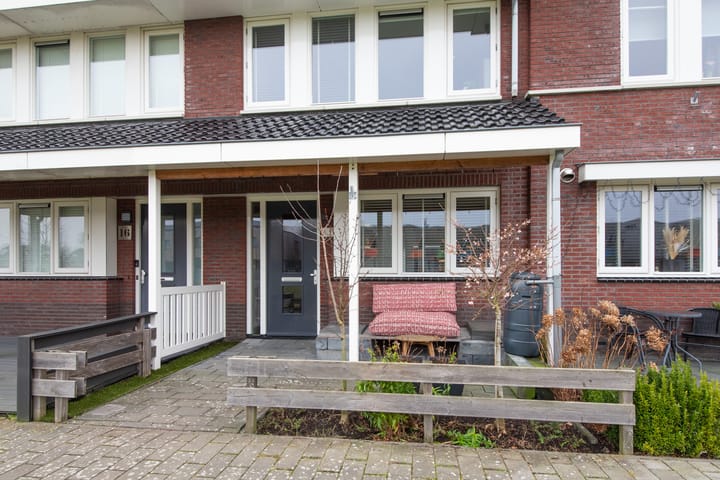 Photo 44 of P. van der Meerschstraat 15