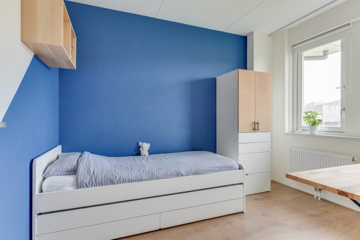 Photo 21 of P. van der Meerschstraat 15