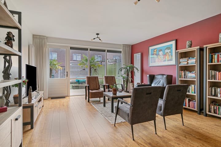 Foto 3 van Reling 54