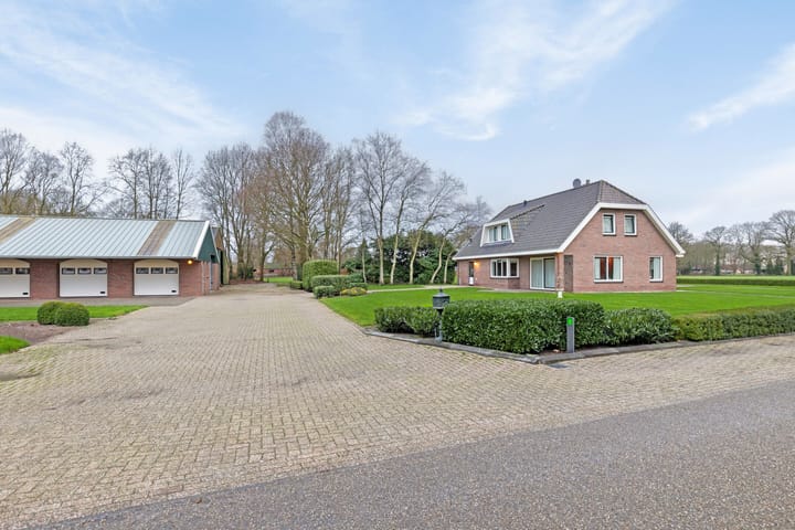 Foto 5 van Buurtweg 1