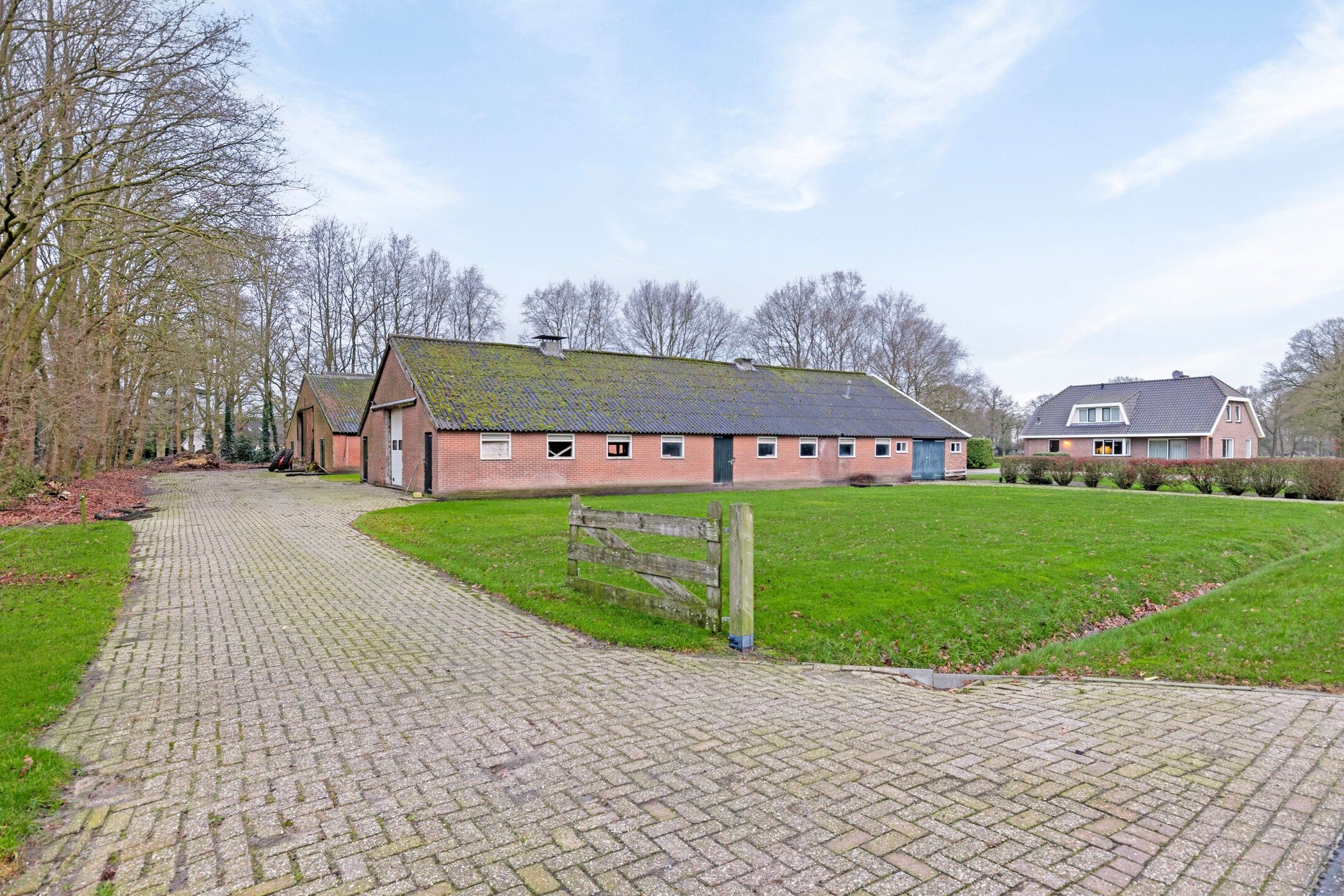 Foto 6 van Buurtweg 1