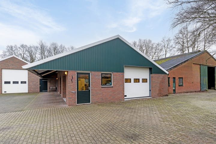 Foto 32 van Buurtweg 1