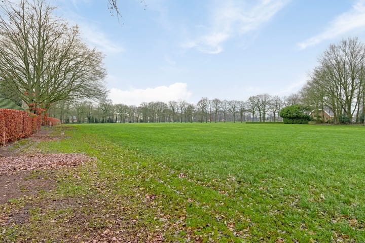 Foto 35 van Buurtweg 1