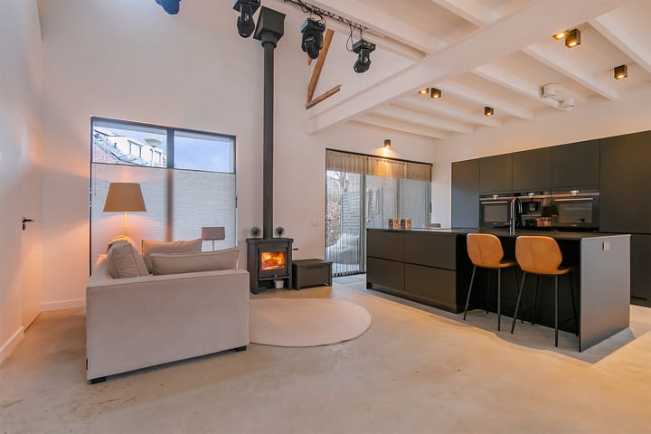 Foto 10 van Bavelselaan 1-A