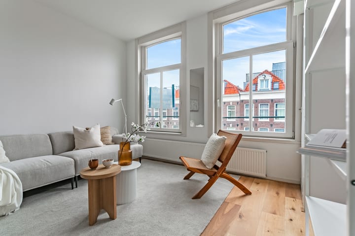 Photo 10 of Van Woustraat 50-C