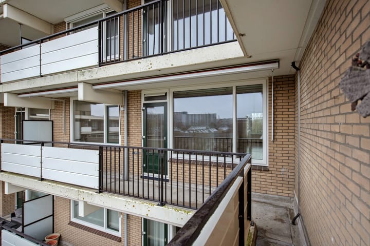 Foto 31 van Hammarskjöldlaan 597