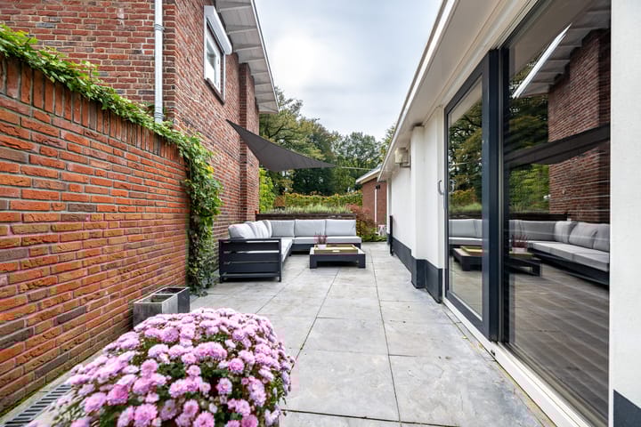 Photo 11 of Lijsterbeslaan 103