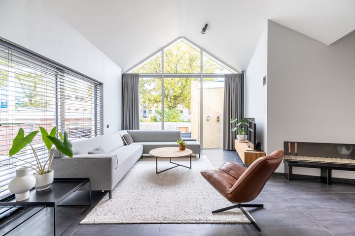 Photo 13 of Lijsterbeslaan 103