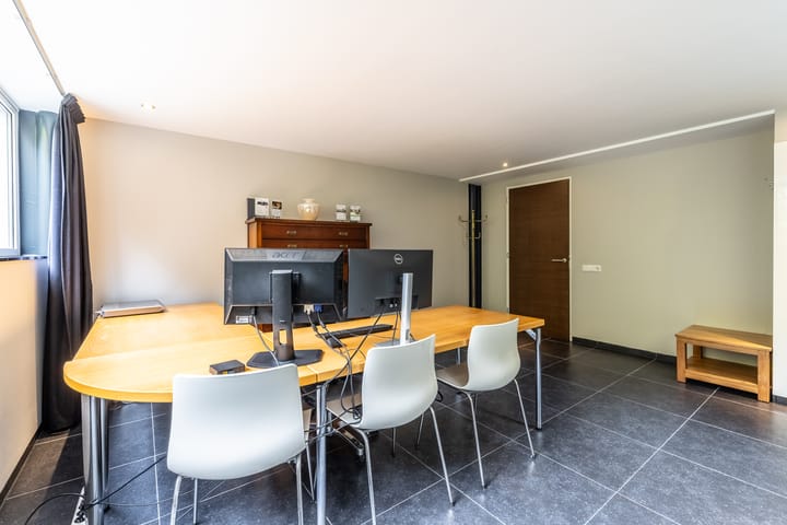 Photo 31 of Lijsterbeslaan 103