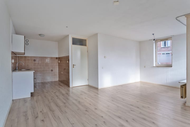 Foto 3 van Romeinenplein 10