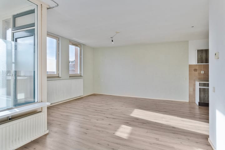 Foto 2 van Romeinenplein 10