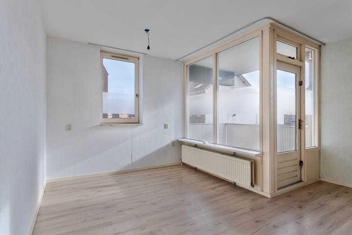 Foto 5 van Romeinenplein 10