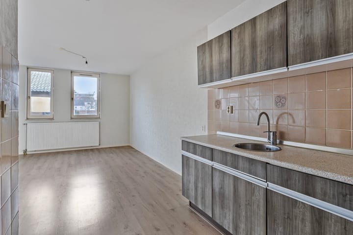 Foto 8 van Romeinenplein 10