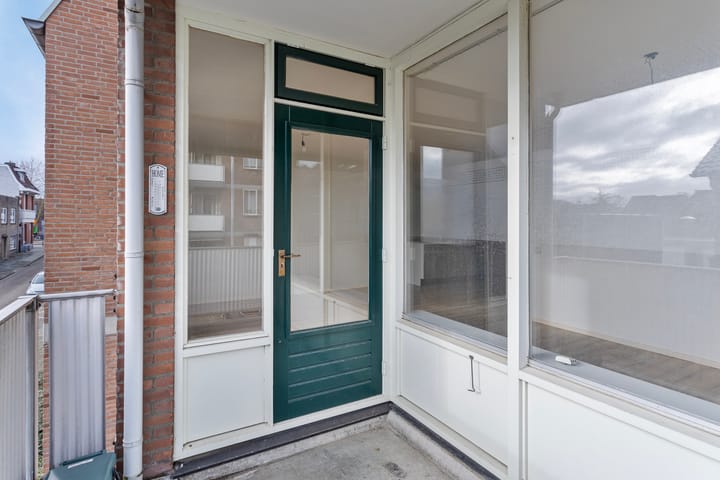 Foto 14 van Romeinenplein 10