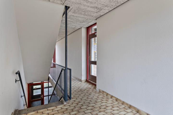 Foto 19 van Romeinenplein 10