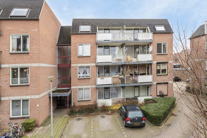 Foto 26 van Romeinenplein 10