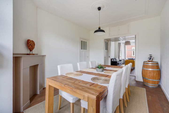 Foto 22 van De Moucheronstraat 88