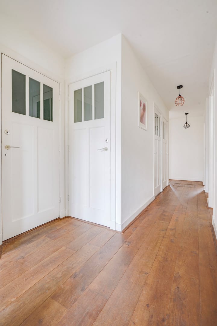 Foto 24 van De Moucheronstraat 88