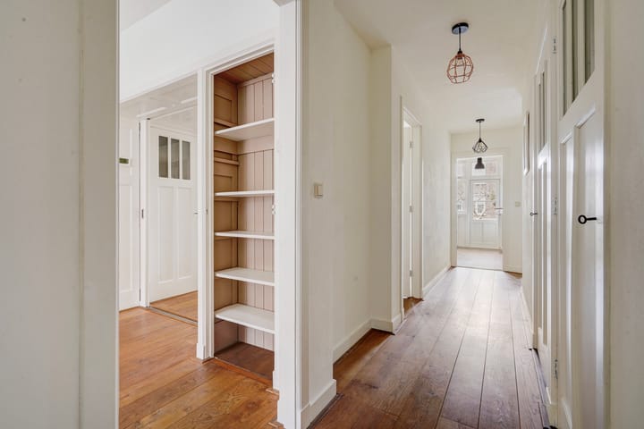 Foto 25 van De Moucheronstraat 88